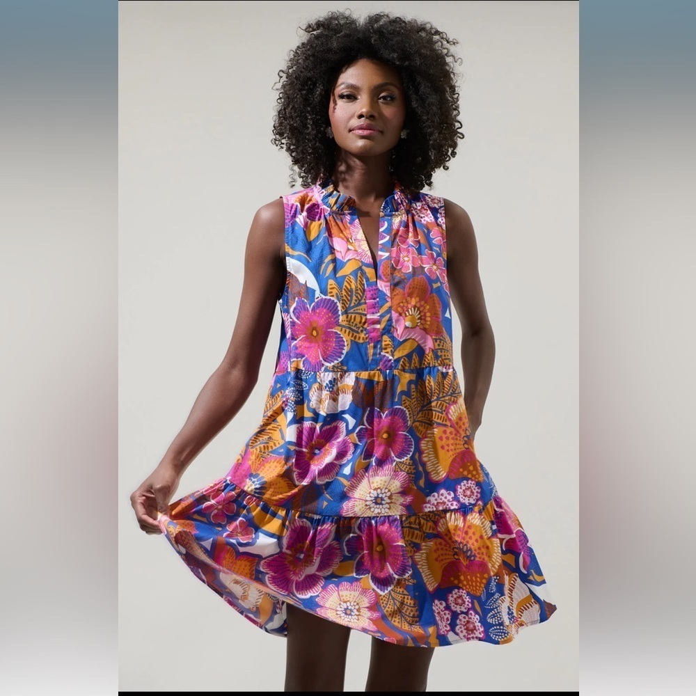 SugarLips Eveline Floral Gemmely Shift Mini Dress